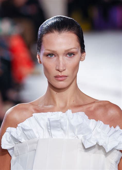 bella hadid bellaringdabell.